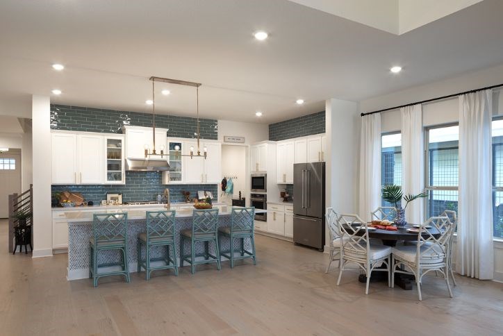 https://www.elyson.com/media/9684632/brookfield-residential-claremont-kitchen.jpg?format=jpeg